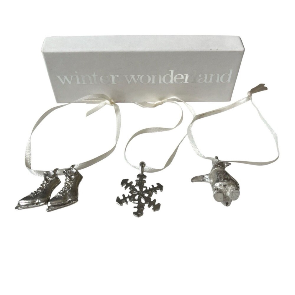 Vilmain Pewter Ornaments Winter Wonderland  2007 Penguin Boots Snow Box  1"
